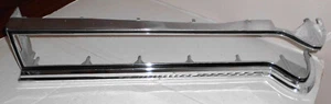 1974 LINCOLN CONTINENTAL RIGHT RH TAIL LIGHT BEZEL. D4VB-13449. - Picture 1 of 9