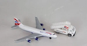 Realtoy Boeing Aeroplane British Airways Diecast & Platform Stairs Truck - Picture 1 of 6