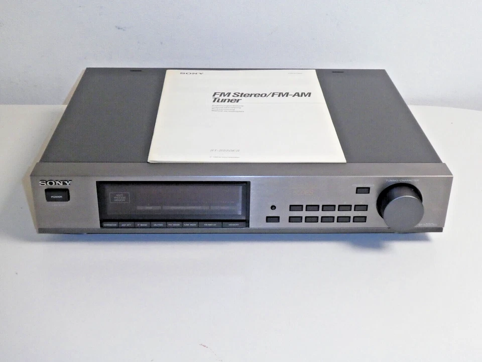 Sony ST-S550ES High-End Stereo FM/AM Vintage Tuner inkl. BDA, 2 Jahre Garantie - Bild 1 von 4