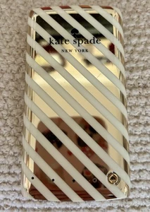 kate spade new york Portable 2.1-amp USB output Cell Phone Backup Battery - Picture 1 of 4