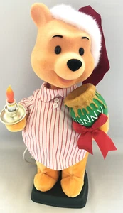 Disney Winnie the Pooh Motion Animated Christmas Display Vintage 1995 Telco - Picture 1 of 12