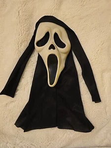 Vintage Ghost Face Scream Mask Fun World Easter 2000s Fast Shipping Y2K - Picture 1 of 7