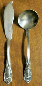 Royal P. Co. "Royal Plate Two" Ladle and Butter Knife - Silverplate - Picture 1 of 8