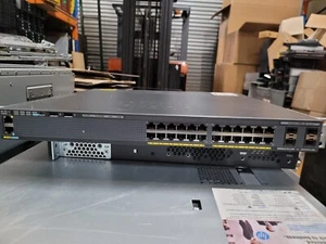 CISCO WS-C2960XR-24PS-I 24 PORT GIGABIT POE SWITCH w/ 4 x GB SFP PORTS RACK EARS - Picture 1 of 4