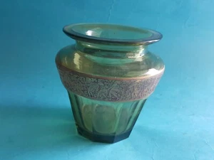 VTG MOSER KARLSBAD BOHEMIA GREEN VASE AMZON FREEZE DECOR MARKED CZECHOSLOVAKIA - Picture 1 of 6