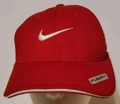 Gorra de club de golf Nike Stonebridge Meadows roja M/L Flexfit mediana/grande Foto 1 de 4