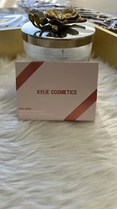 Kylie Cosmetic -Mini Palette - Mini Bronze Eyeshadow Palette - Picture 1 of 7