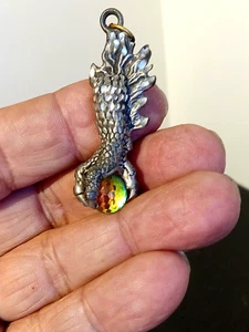 Garra de dragón con bola de cristal colgante de peltre - Imagen 1 de 3