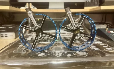 Pedais de armadilha anos 80 Hutch 9/16 acabamento original urso preto Trick Star Hollywood BMX - Imagem 1 de 4