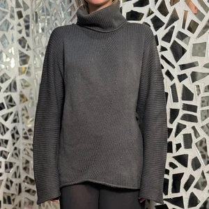 Suéter Fabiana Filippi Vintage Cuello Alto Gris Lana Tejido Asimétrico Talla M - Imagen 1 de 8