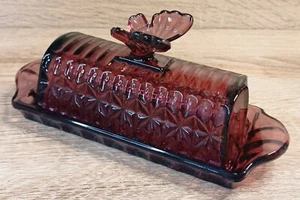 Vintage Circleware Red/Pink Amethyst Glass Butterfly Butter Dish - Picture 1 of 9
