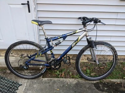 K2 ATTACK 3.0 series MOUNTAIN BIKE rock shocks Bicycle Adult Mens - Image 1 of 4