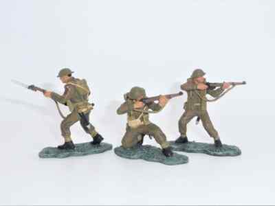 Britains 40214 - Hamleys Unfurling the Colour Irish Guards