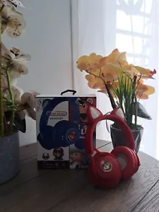 Super Mario Headset - Picture 1 of 2