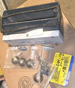 SQUARE D 9001BOC366 DRUCKTASTER 3-Loch SCHALTER Kit HOLZKOPFGEHÄUSE 4023 - Bild 1 von 6