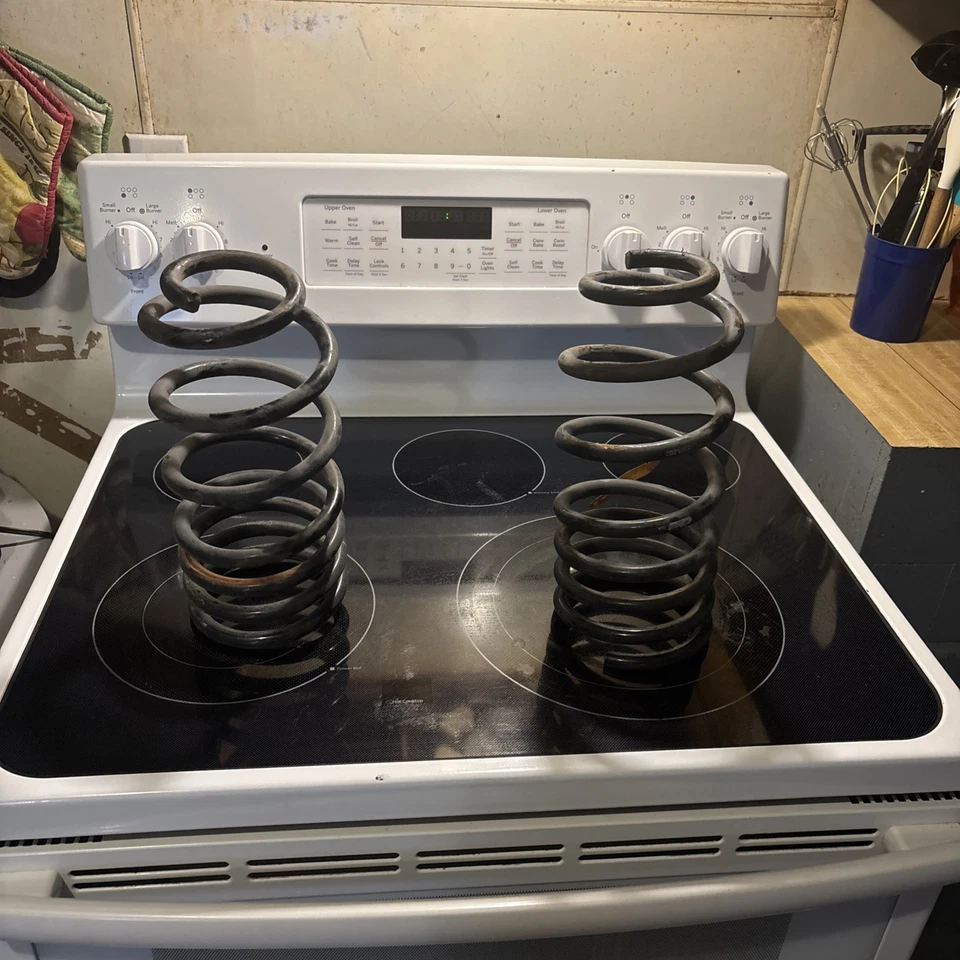 Muelles reductores de caída de 1,5" para Ford Mustang GT 79-93 94-98 99-04 1,5" F/1,5" R Foto 1 de 3