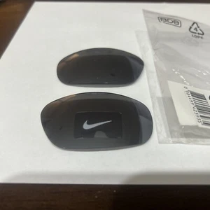 Lentes de repuesto Nike RABID EV1109 061 grises con lentes espejadas plateadas 64-15 - Imagen 1 de 3