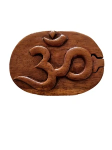 🕉 BALI WOOD CARVED PUZZLE JEWELERY BOX "OMKARA SYMBOL" GOOD LUCK, PEACE KARMA - Picture 1 of 7