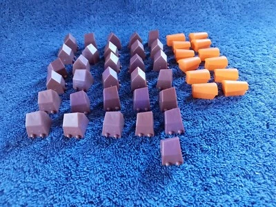 Scooby-Doo Monopoly Donor 31 Snack Shacks 12 Dine & Dash Diners Fright Fest 2000 - Image 1 of 2