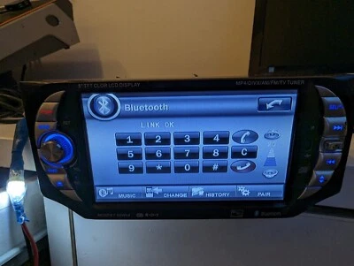 Multimedia Touchscreen Autoradio Teildefekt MP3 Mp4 DivX SD Mini USB - Bild 1 von 4