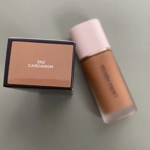 Base Perfeccionadora Laura Mercier Real Impecable Sin Peso 30ml- 5N2 Cardamomo - Imagen 1 de 3
