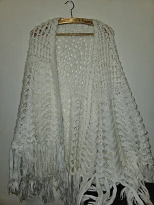 Vintage A Specialty House Hand Crocheted Shawl/Cape, Japan, Ivory White One Size - Picture 1 of 6