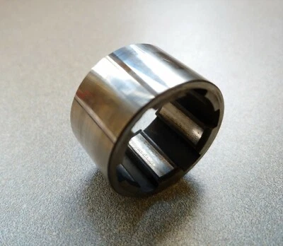 VERY NICE ORIGINAL PORSCHE 356 356A 356B 356C TRANSMISSION 2ND GEAR BEARING BUSH - Image 1 of 4