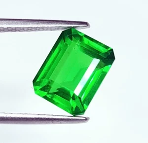 Gema de granate tsavorita natural de 7,37 quilates certificada corte esmeralda granate - Imagen 1 de 10