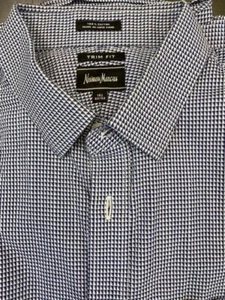 Neiman Marcus Mens Button Down Shirt Size 16.5.. 32/33  Blue and White - Picture 1 of 2