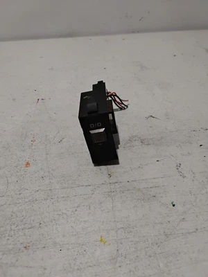 1987-1989 Dodge Ram Dakota Overdrive O/D Lock Button Control Switch - Image 1 of 4