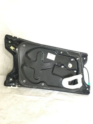 Оригинальный регулятор стекла правой передней двери 2012 Land Rover LR4 5,0 л AH2223200AB - Изображение 1 из 4