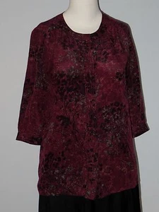BANANA REPUBLIC Size 2 Petites Maroon 100% Silk 3/4 Sleeve Button Down Blouse - Picture 1 of 4