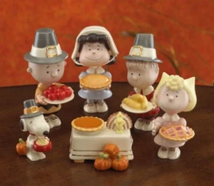 Lenox Peanuts Thanksgiving Day Figurine Set of 6 New In Box - Picture 1 of 6