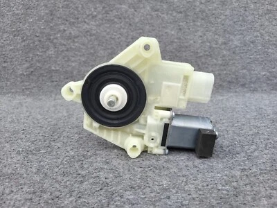 BMW G11 G12 Power Window Motor Rear Window Lifting Drive Rear Right Side 7181704 - Image 1 of 4