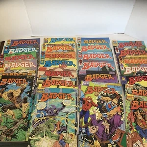 Lote de 26 cómics de Badger First Comics - Imagen 1 de 6
