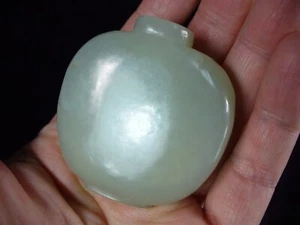 Antique Chinese Qing dynasty Hetian jade jadeite snuff bottle - Picture 1 of 18
