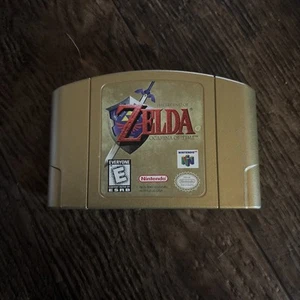 Zelda Ocarina of Time N64 Collector's Edition Gold Cartridge Authentic - Picture 1 of 3