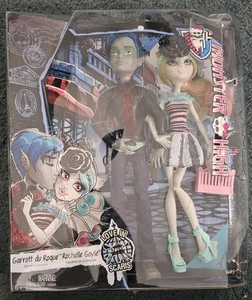 Monster High - Garrott Du Rouque And Rochelle Goyle - Love In Scaris Figures - Picture 1 of 3