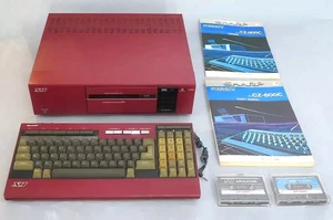 Junk Sharp X1 CZ-800CR Vintage 8-Bit Personal Computer Main Unit + Keyboard JP - Bild 1 von 12