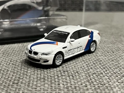 Shadow BMW M5 E60 1:64 Diecast Car Ring Taxi Nürburgring Modellauto - Bild 1 von 4