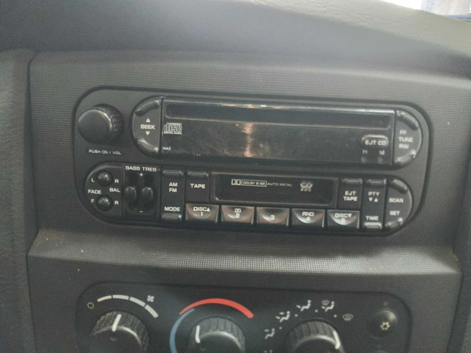 Audio Equipment Radio Receiver Radio Am-fm-cassette Fits 02-07 CARAVAN 604787 - Image 1 of 1