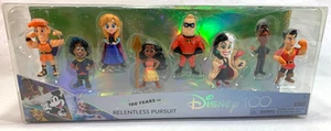 Juego de 8 figuras de personajes Disney 100 Relentless Pursuit edición limitada - Imagen 1 de 4