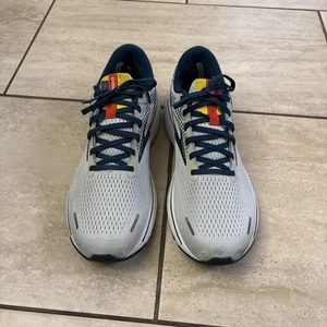 Brooks Ghost 14 Mens Size 10.5D (Medium) Grey Navy White Running Athletic Shoes - Picture 1 of 17