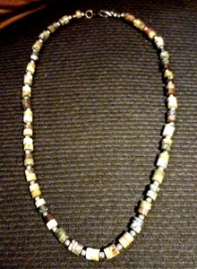 Agate Bead Necklace - Native American - Hand Crafted 24” - Picture 1 of 2