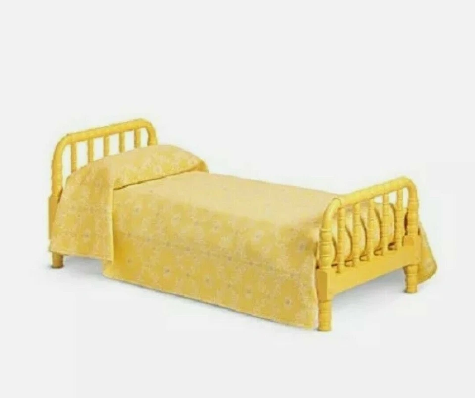 American Girl 1944 Era Molly S Yellow Jenny Lind Spindle Bed and Bedding MIB