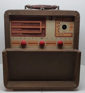 Stewart Warner Model 9007-F Tube Radio - Picture 1 of 24
