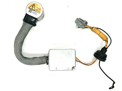 OEM for 99-01 Infiniti Q45 Xenon HID Headlight Igniter D2R Socket - Image 1 of 4