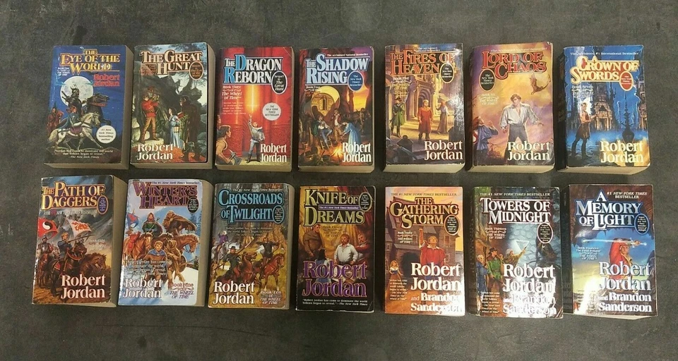 Wheel of Time PB Books: Custom Lot/Choose Titles: Jordan/Sanderson: Sweet Covers - Image 1 of 1