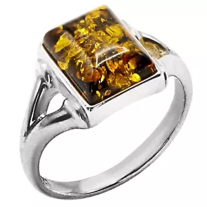 925 Solid Sterling Silver Baltic Green Amber Rectangular Classic Ring Size 8 - Picture 1 of 3