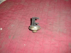 NOS MOPAR 1973-5 RADIATOR EGR COOLANT TEMP SWITCH ALL MODELS - Foto 1 di 1